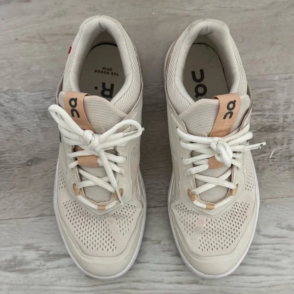 On The Roger Spin Dew Savannah Size 7.5 - Picture 9 of 15